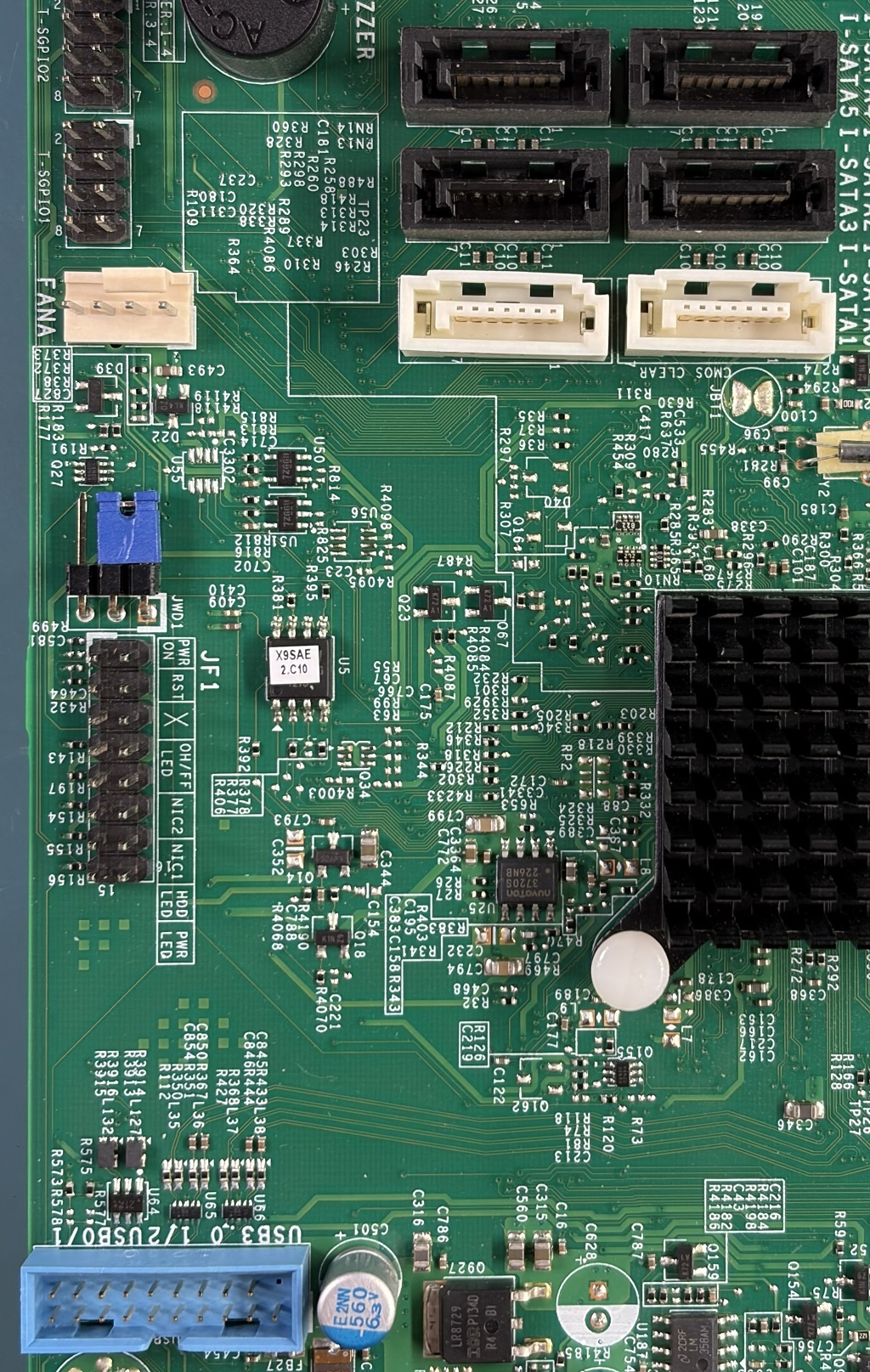 Vicinity of the motherboard PCB around the flash chip
